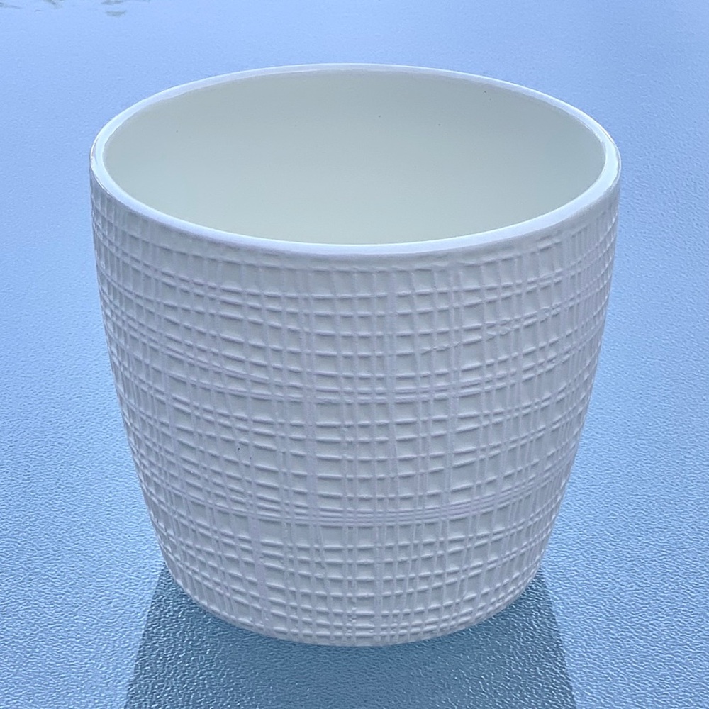 Round, Off-White/Beige Textured Ceramic Plant Pot ~ 5”x5”